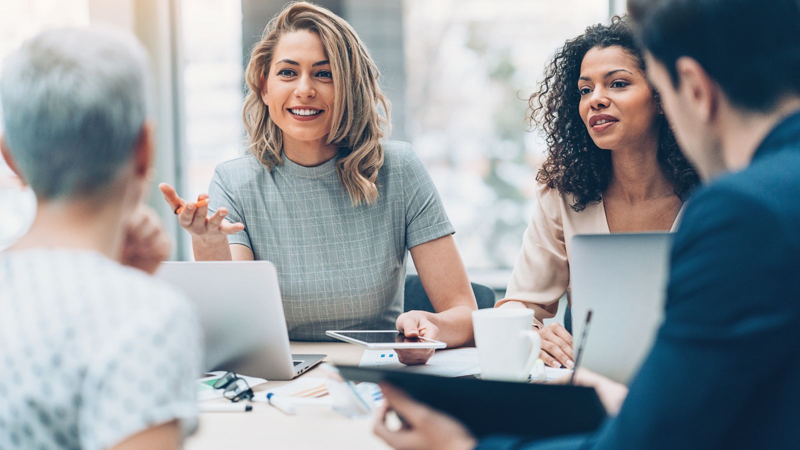 Managers talking - growthcents.com