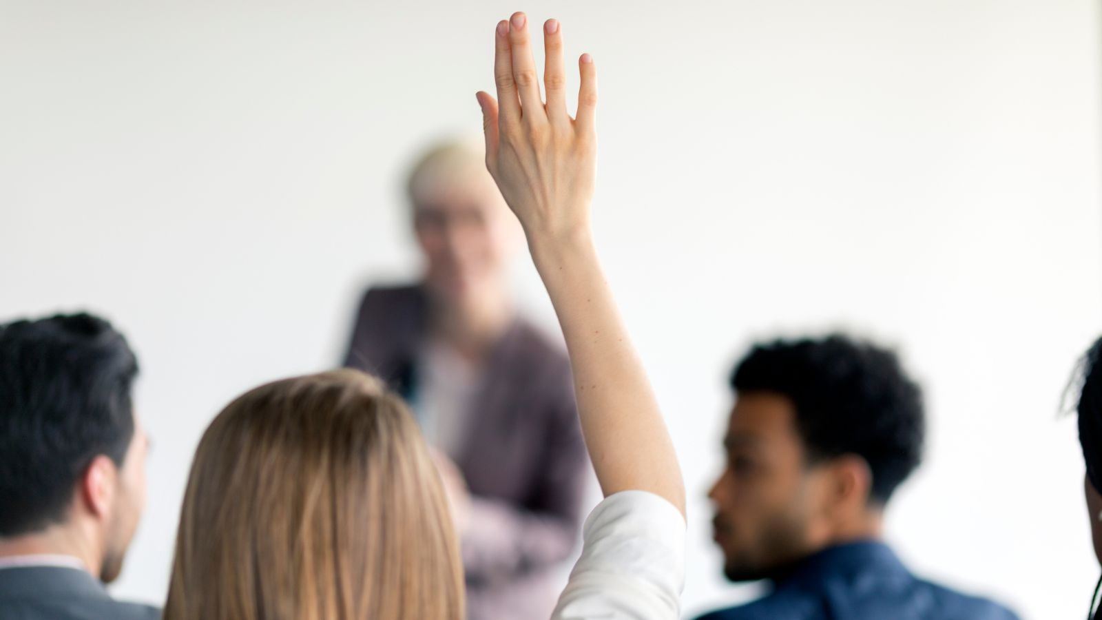 10 Questions to Ask Before Investing in a Real Estate Crowdfunding Platform
