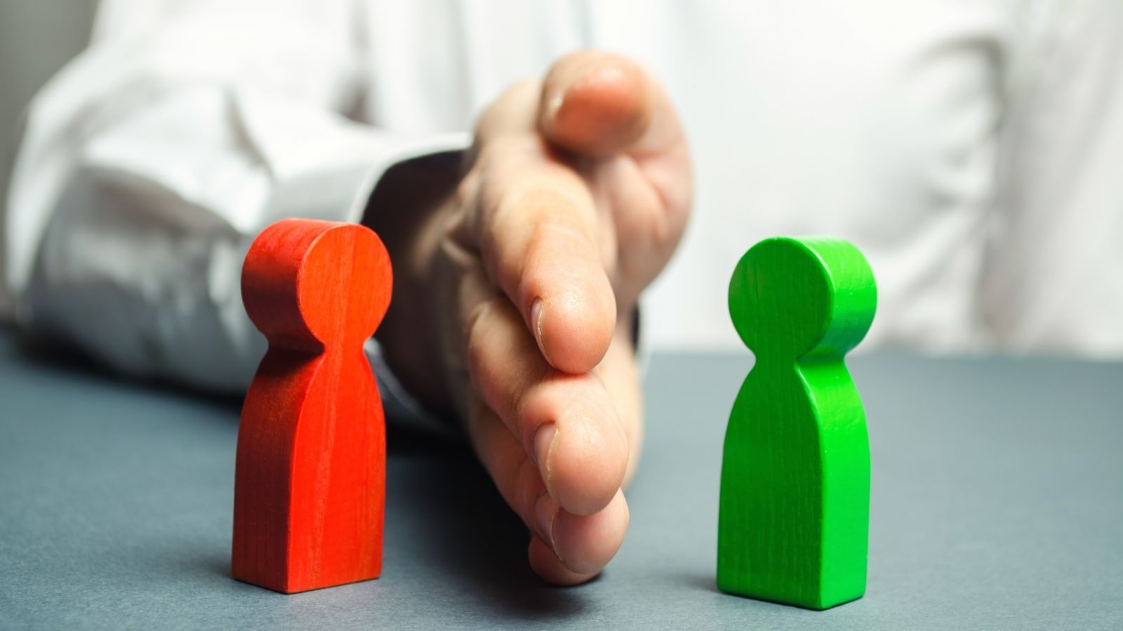 Top 9 Safeguards Against Conflicts in Real Estate Crowdfunding Projects
