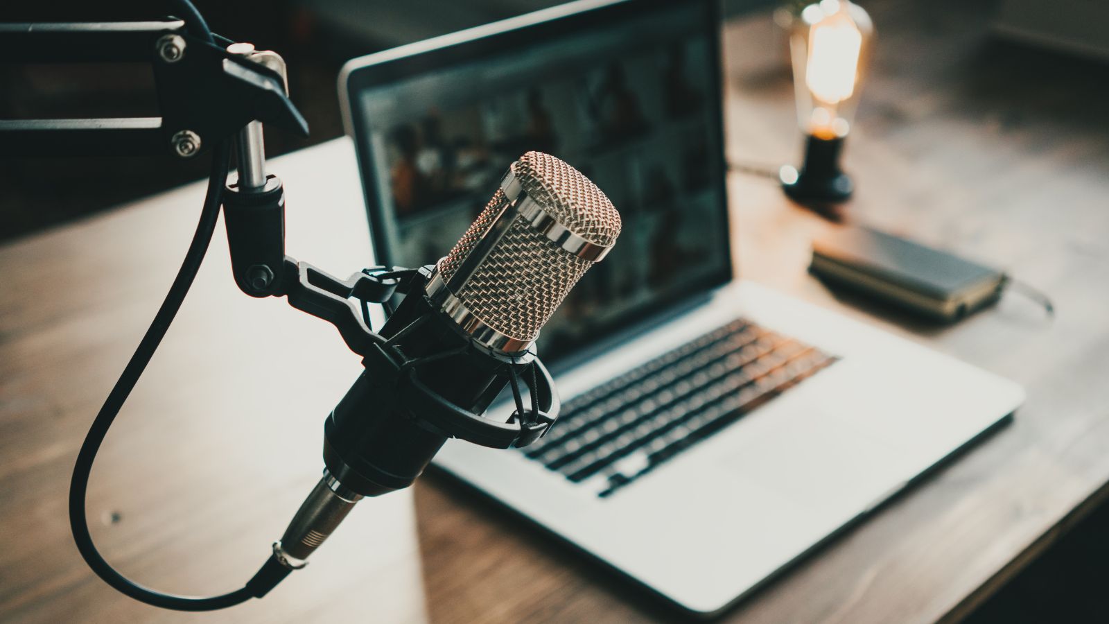 7 Ways Podcasts Boost Your Real Estate Wholesaling Skills