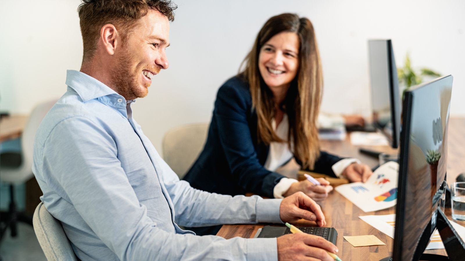 regulations that govern real estate crowdfunding to protect project creators - growthcents.com