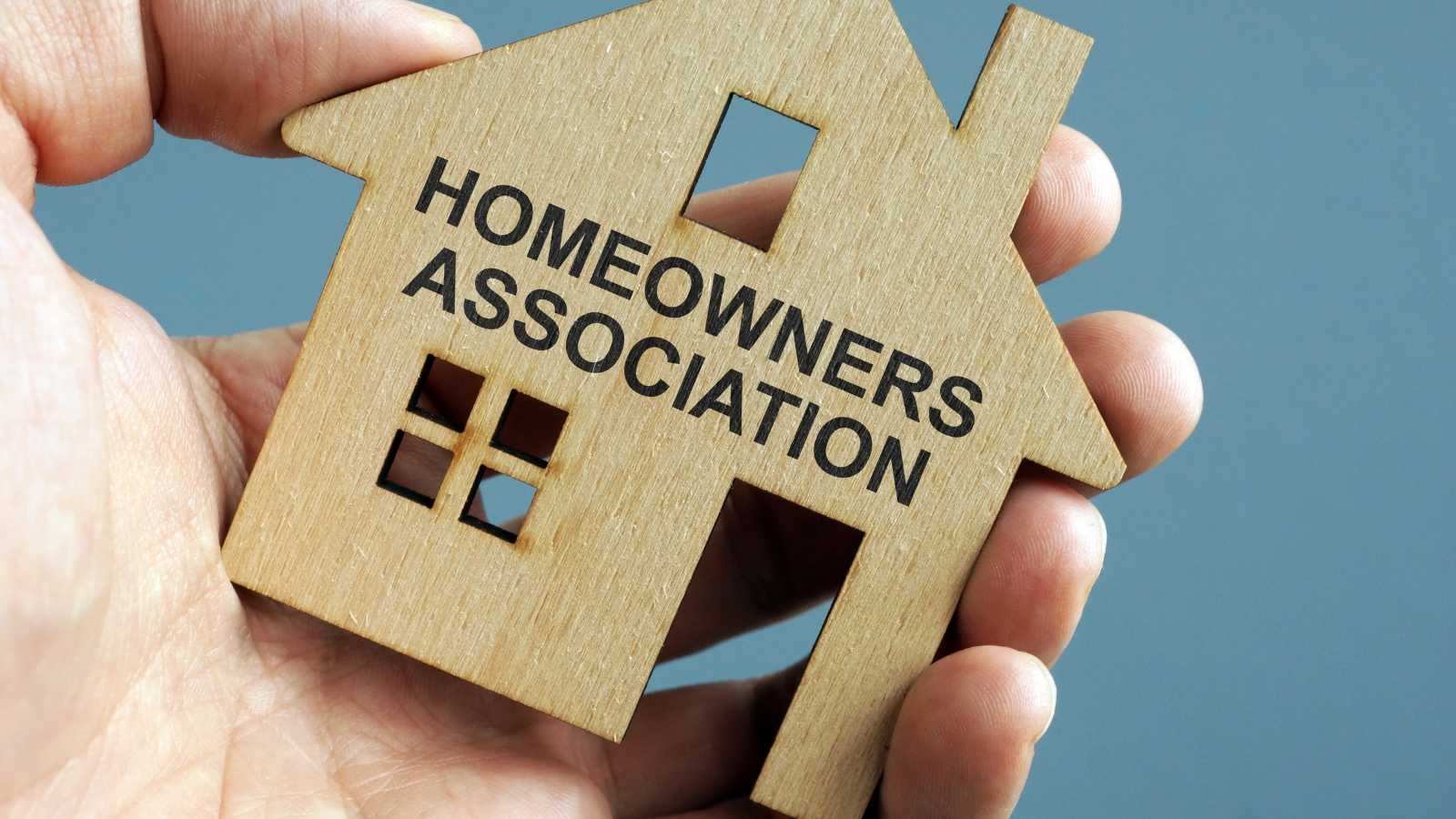 Can I Invest in a Crowdfunding Campaign if I’m a Member of an HOA? 5 Key Consideration