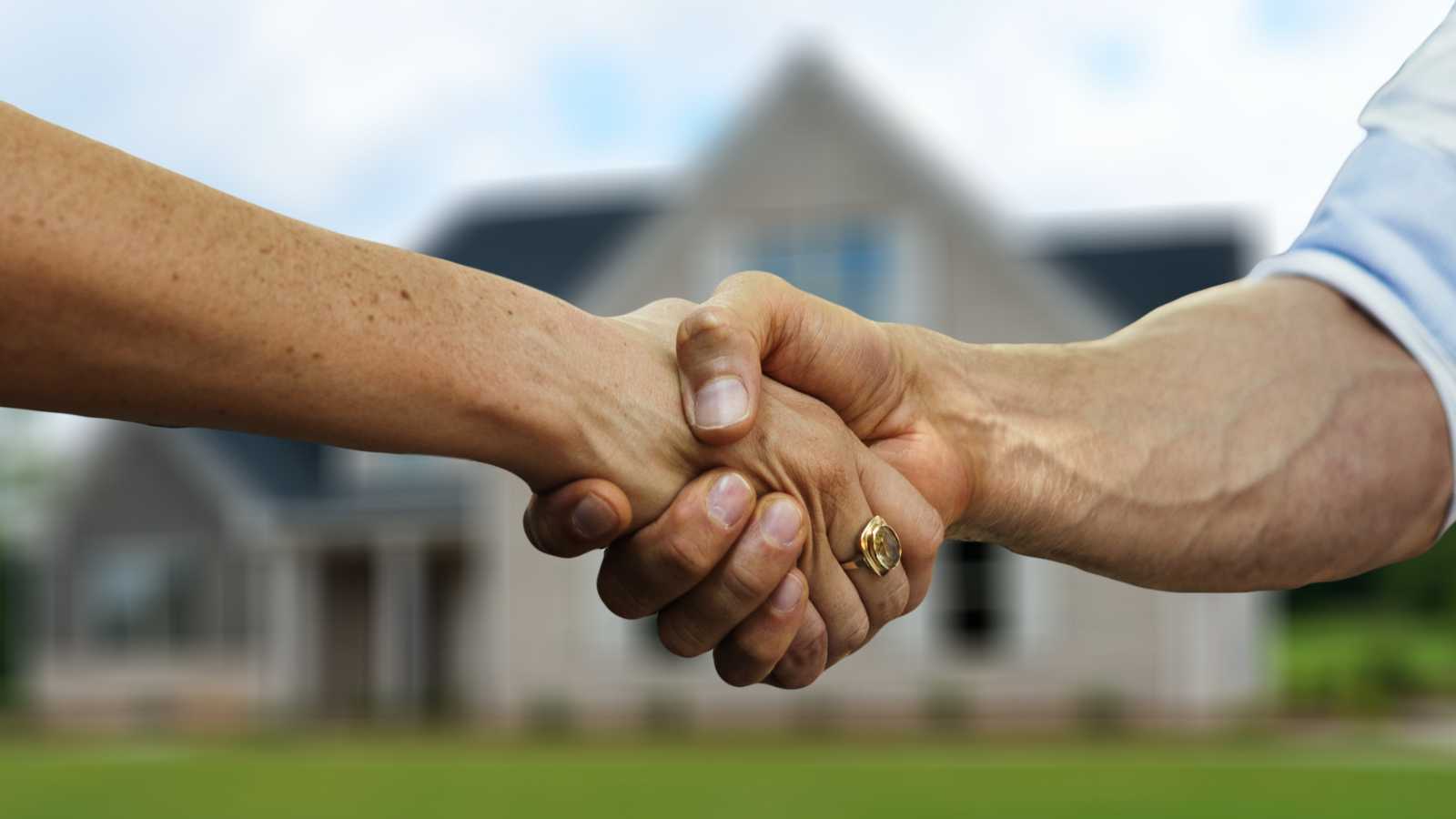 7 Ways to Wholesale Real Estate with No Money Down