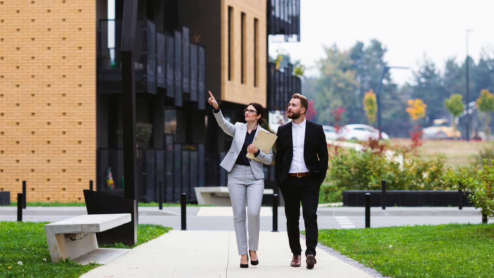 Starting Point for Investing in Real Estate: 5 Essential Factors to Consider Before Investing