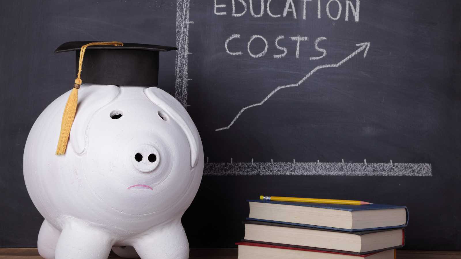 How Do Crowdfunding Platforms Handle Investments from Custodial Accounts for Educational Expenses? 7 Key Insights for Navigating the Landscape
