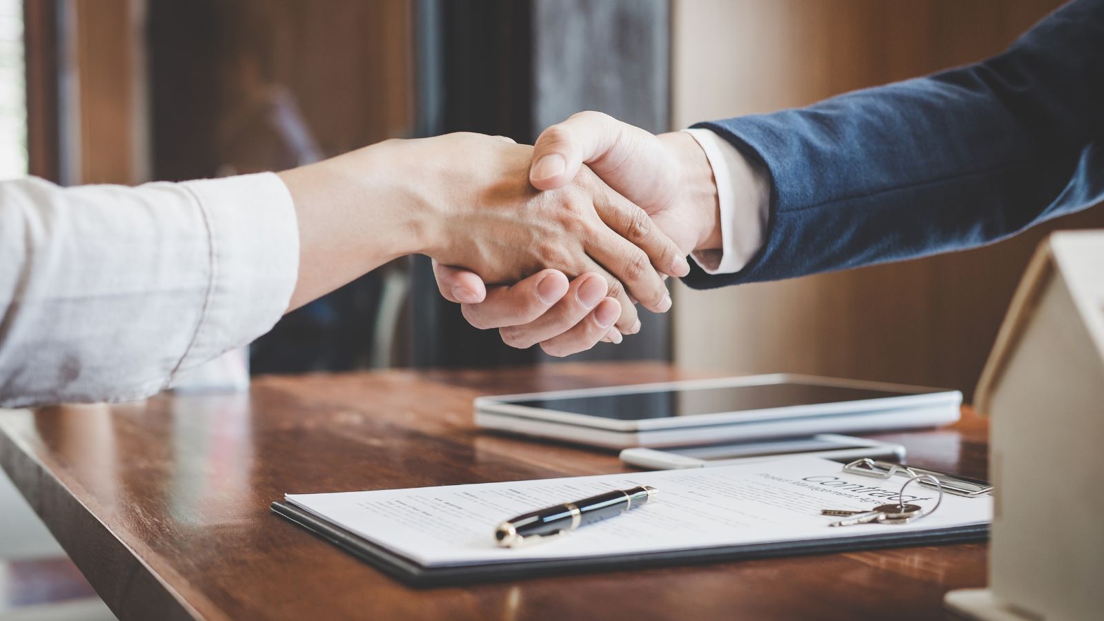 7 Strategies to Strengthen Long-Term Wholesale Buyer Ties